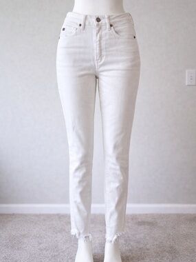 KanCan White High-Rise Skinny Jeans with Raw Hem
